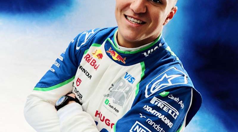 Isack Hadjar, futur pilote Red Bull 2026, déterminé face au défi Verstappen.