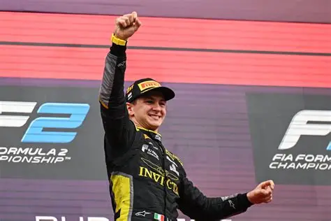 Leonardo Fornaroli victorieux en Formule 2