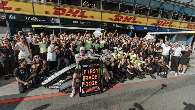 L'écurie Cadillac qui termine 16ème du Grand Prix d'Australie pour son 1er Gp en F1