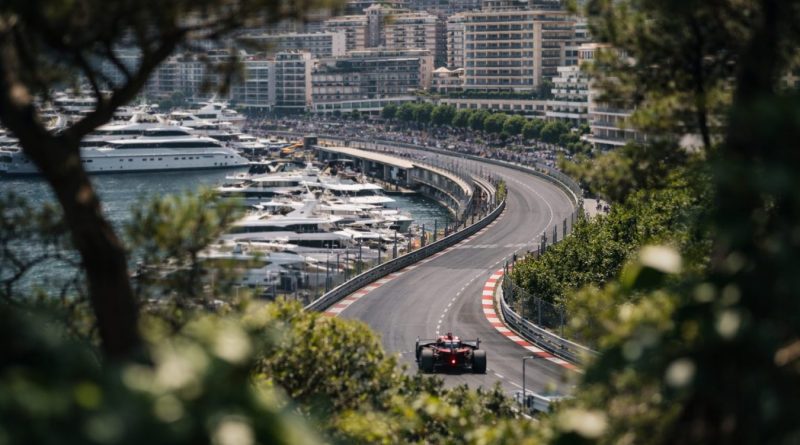 Grand Prix de Monaco F1 2026 sur le circuit urbain de Monte-Carlo avec vue sur le port