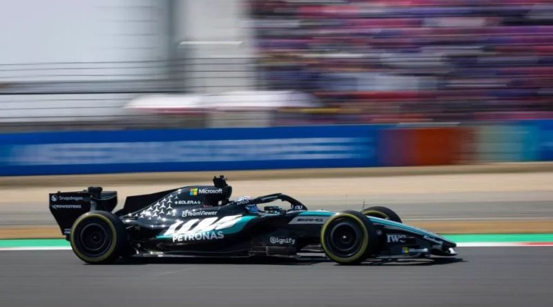 George Russell vainqueur de la course Sprint à Shanghai